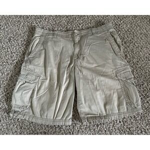 Unionbay Men's Tan Cargo Shorts Size 38